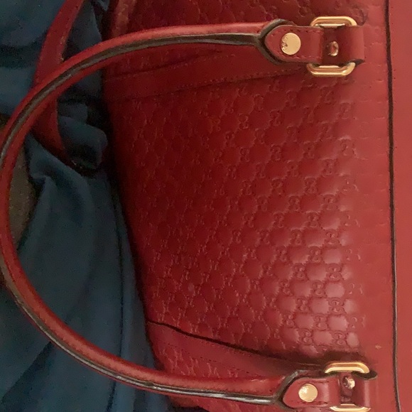 Red Gucci’s hand bag - Picture 7 of 14